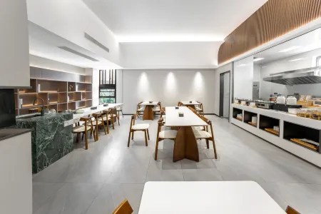 Chayuan Hotel (Taishun Fortune Plaza)