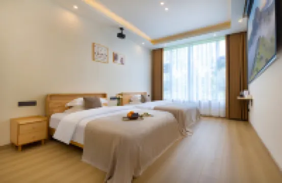 山語嵐庭·智能Life輕奢設計美宿（麗江三義國際機場店） 鄰近麗江機場（三義機場）的酒店