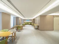 全季飯店（廣州沙麵島同福西地鐵站店） 同福西附近的飯店