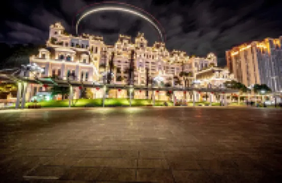 Guiyang Yishang Hotel (Huaguoyuan Shopping Center White House Art Center Branch)