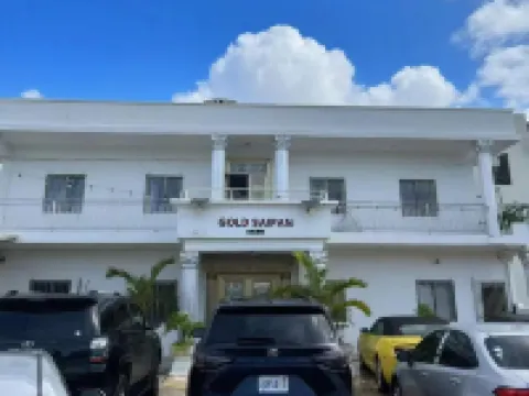 Gold Saipan Hotel โรงแรมใกล้Forbidden Island