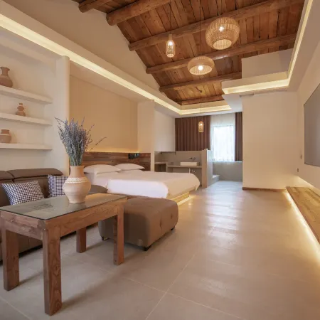 Sunny·Floral Stream | Designer Boutique Hotel (Tekes Bagua City Branch)