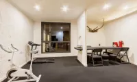 Ergun City Hei Shan Tou Ye Ma Wu Jiang Tian Bian Guesthouse