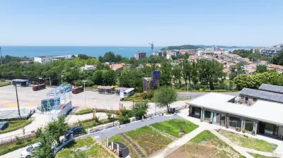 Long Island Meet Yuan Li Min Su Hotels in Changdao Scenic Spot