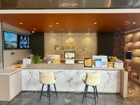 Chaoman Hotel (Suining Gymnasium Wanda Branch) Hotels near Holy Lotus Island