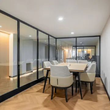 Bole Yunqi Hotel (Bole Station Beijing Bridge)