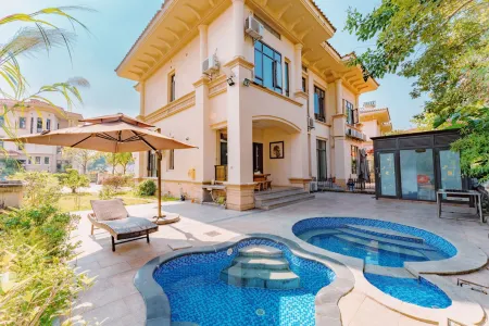 Enping Evergrande Spring Metropolis Meiya Swimming Pool Hot Springs Homestay Отели рядом с достопримечательностью «Evergrande Five Nations Hot Spring Town»