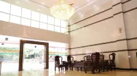 Golden Hotel
