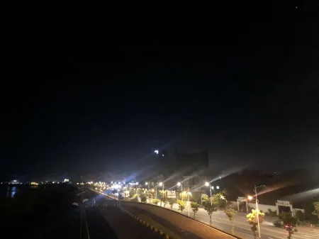 From Hua to meet the beautiful residence apartment (Country Garden 1960 store) Отели рядом с достопримечательностью «Guangdong Technical College of Water Resources and Electric Engineering»