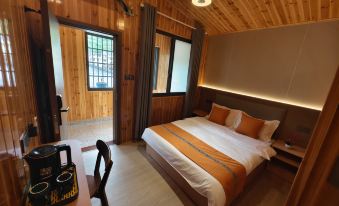 Tanying Yiju Homestay (Longtan Ancient Town)