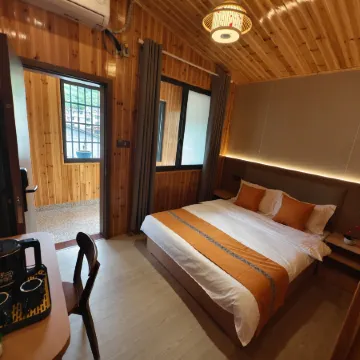 Tanying Yiju Homestay (Longtan Ancient Town)