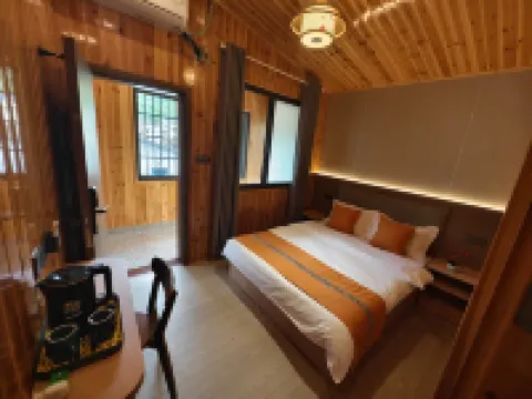 Tanying Yiju Homestay (Longtan Ancient Town)