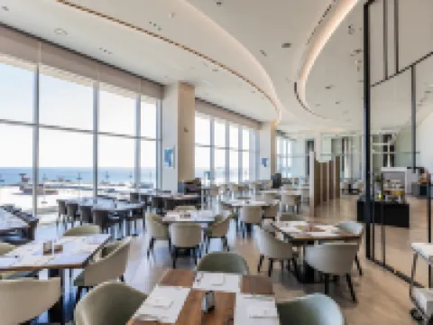 瑞娜布露索爾海灘酒店 高城郡酒店