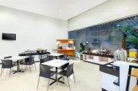 Amaris Hotel Cihampelas Bandung - Frühstück