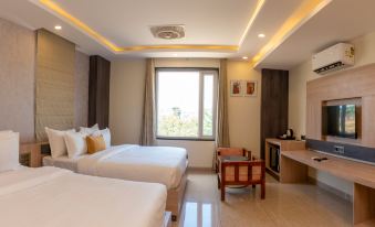 Hotel Surbhi Grant By Gazebo