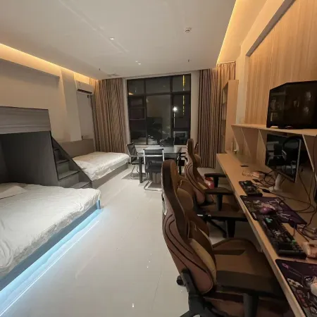 Zhiyin E-Sports Hotel (Shifu East Road)