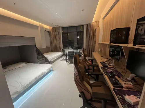 Zhiyin E-Sports Hotel (Shifu East Road) Hotels in Ruichang