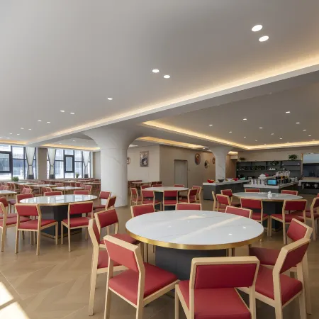Shengsheng Intercontinental Hotel (Ngawa County Gerdeng Monastery)
