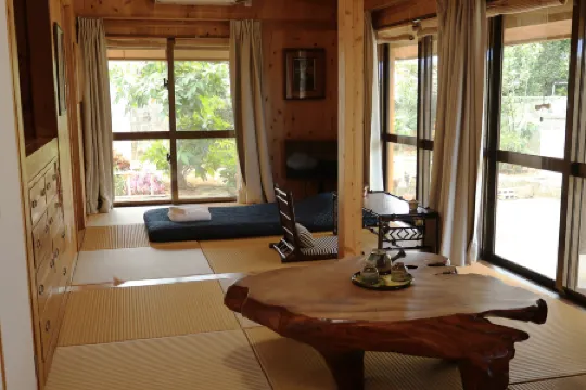 64 years traditianal okinawa house YuSuiJu in village