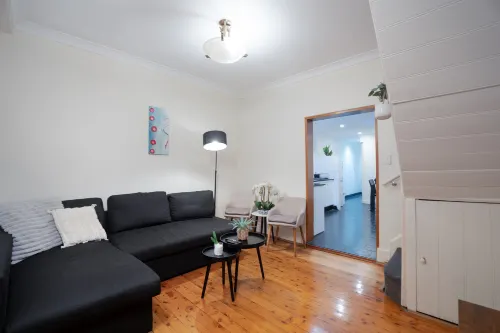 Facilitated 4 BR / ICC&Darling Harbour-8 mins walk