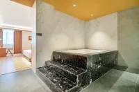Jifeng International Hotel (Dujiangyan Irrigation Project Scenic Spot Nanqiao Branch) - น้ำพุร้อน