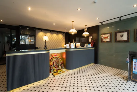 รูปภาพของWe Resident Hotel