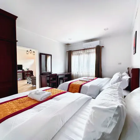 Vang Vieng Family Boutique Hotel Отели рядом с достопримечательностью «Храм Kang»