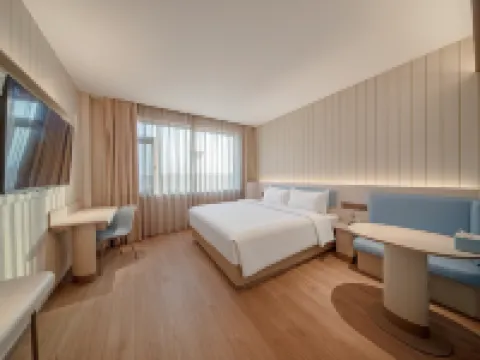 HanTing Hotel (Jining Yutai Bus Station Institute of Technology)