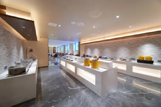 MAGNOTEL (Daqing East Railway  Station And Passenger Terminal Branch)