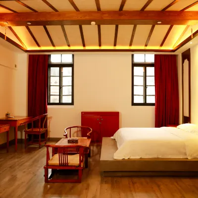 Mission Hill Film Commune Fanghua Courtyard Hotels near Mission Hills Huayi Brothers Feng Xiaogang Movie Town