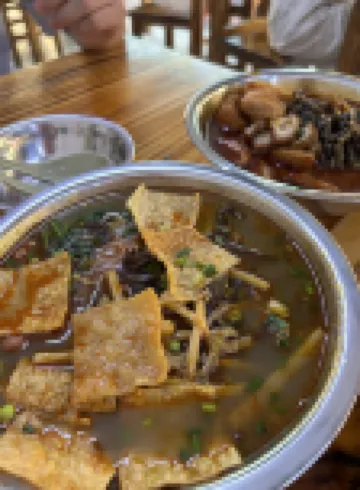 Hanlin Light Luxury Apartment (Qinzhou Old Street Scenic Area)