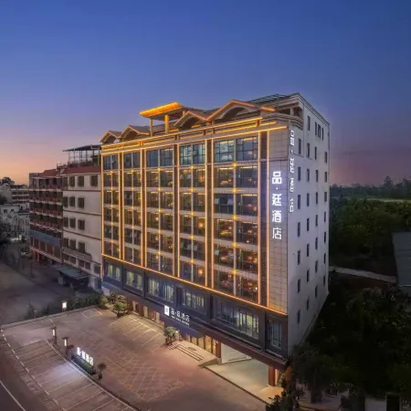 Zhefei Hotel (Qionghai High-Speed Railway Station Branch)