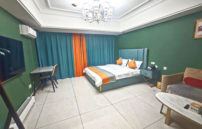 Love You Fashion Hotel (Shuncheng Wanda)