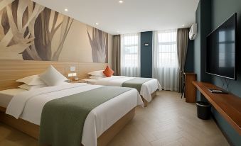 Qujing Mong Kok Time Hotel (Qilin South Road)