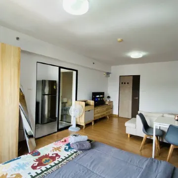 Vista Residence Old Town Отели рядом с достопримечательностью «Прогулочная улица Пхукета»
