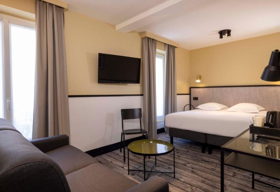 호텔 앳 갸르 듀 노르드 로비