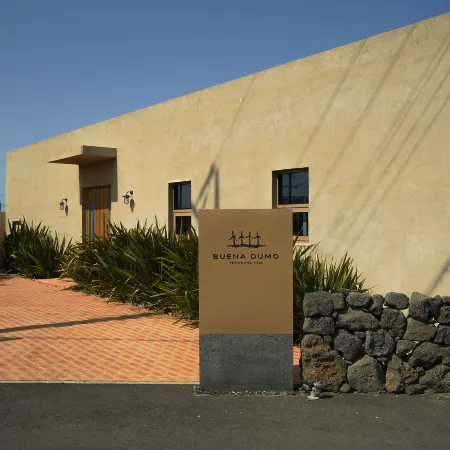 Buenadumo | Jeju Tennis Holiday Villa