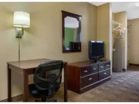 Studio 6 Suites Fresno North CA Hotels in Fresno