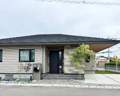 Akikawa Miyoshi 2 Hotels in Kōshi