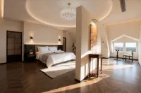 He Fischer Garden Hotel