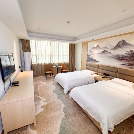 Yunyang Huatian Hotel