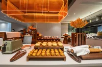 Wanda Moments, Lijiang Ancient Town - breakfast