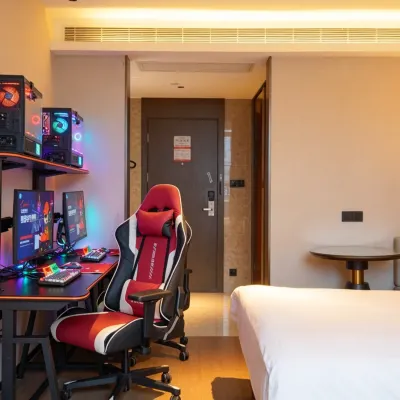 Beast Alliance E-Sports Hotel (Hechi Central Plaza Branch) Hotel berhampiran Yizhou Museum