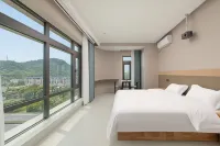Linhai Liandong U Valley Audio-Visual Boutique Stay (Linhai South Station)