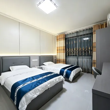 Qiangzhai Homestay (Ningqiang South Station)