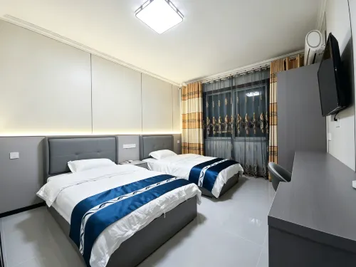 Qiangzhai Homestay (Ningqiang South Station) - เปิดใหม่