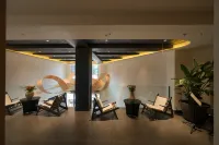 Lugu Lake Qingchen International Lake View Resort Manor (Daluoshui Pier Branch) - Quầy bar