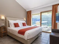 Parco San Marco Lifestyle & Beach Resort Hotels in Porlezza