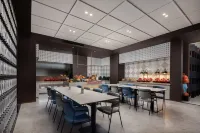 Wanda Encore, Urumqi Tianshan International Airport - 朝食