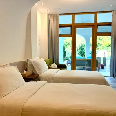 Lakeside Manor Villa โรงแรมใกล้ทะเลสาบเหมยฮัว